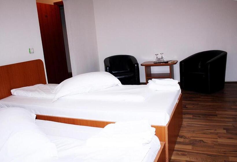 ホテル Green House