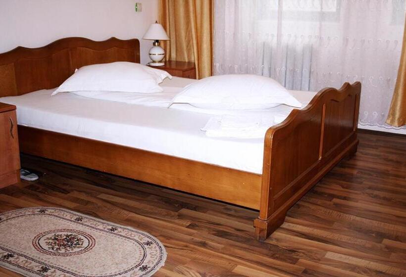 ホテル Green House