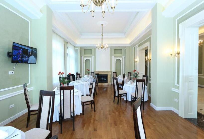 فندق Green Park Boutique