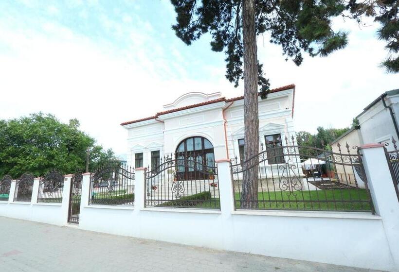 فندق Green Park Boutique