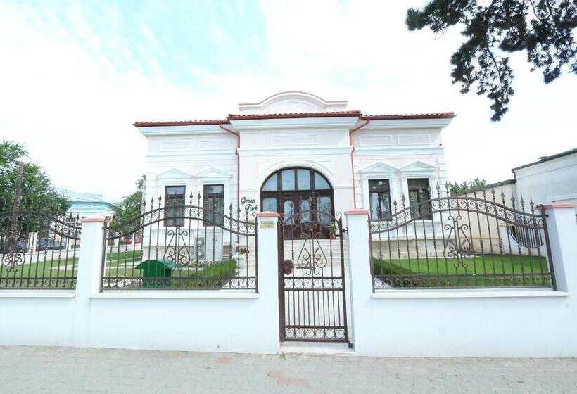 فندق Green Park Boutique