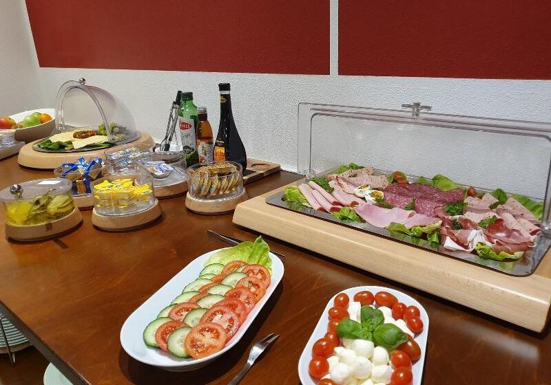 فندق Gunzburg City