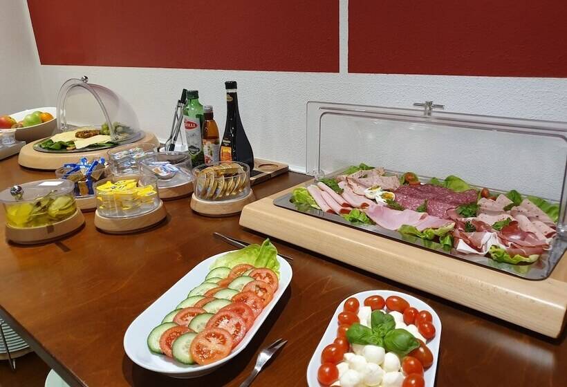 فندق Gunzburg City