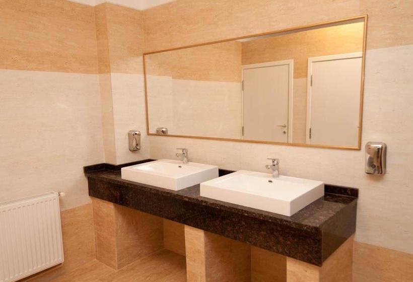 Hotel Hanul De La Rascruce