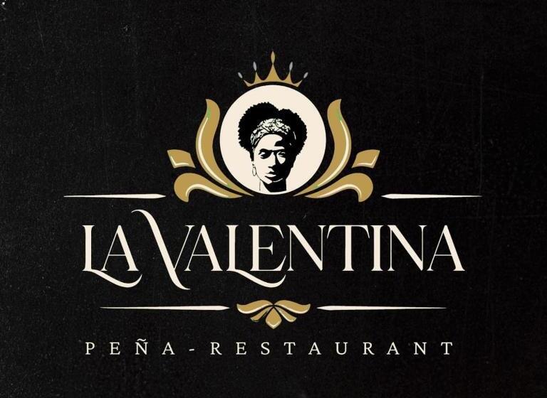 酒店 Holiday Suites