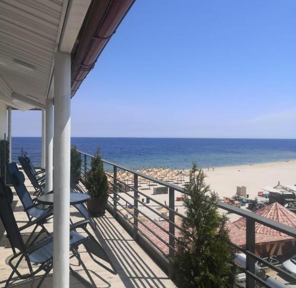 בית מלון כפרי La John