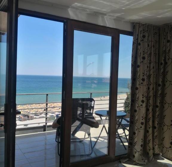 בית מלון כפרי La John