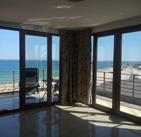 בית מלון כפרי La John