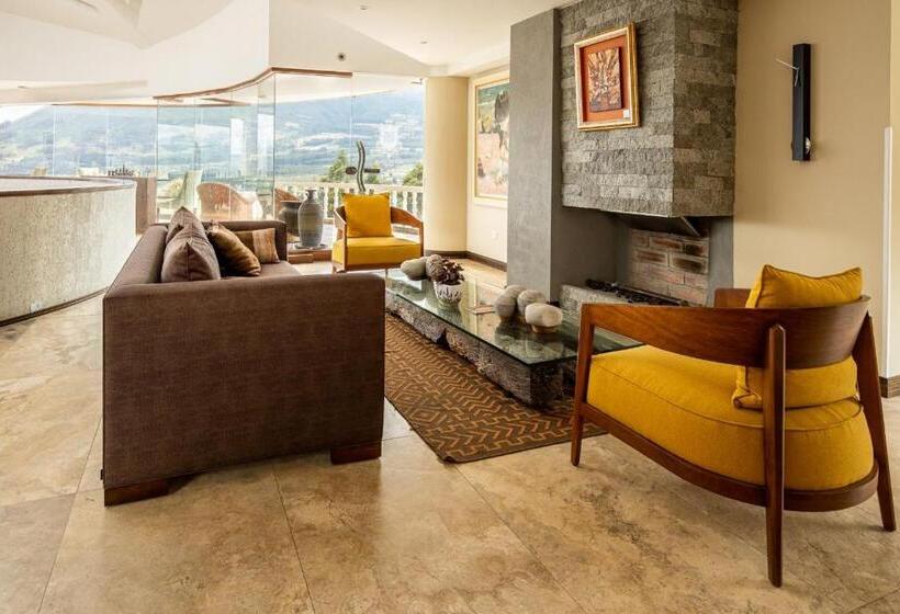 هتل Medina Del Lago