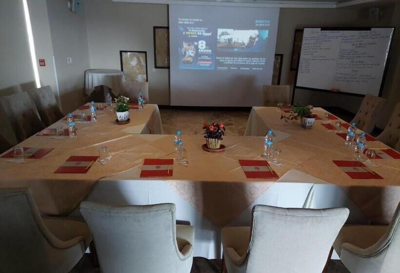 هتل Medina Del Lago