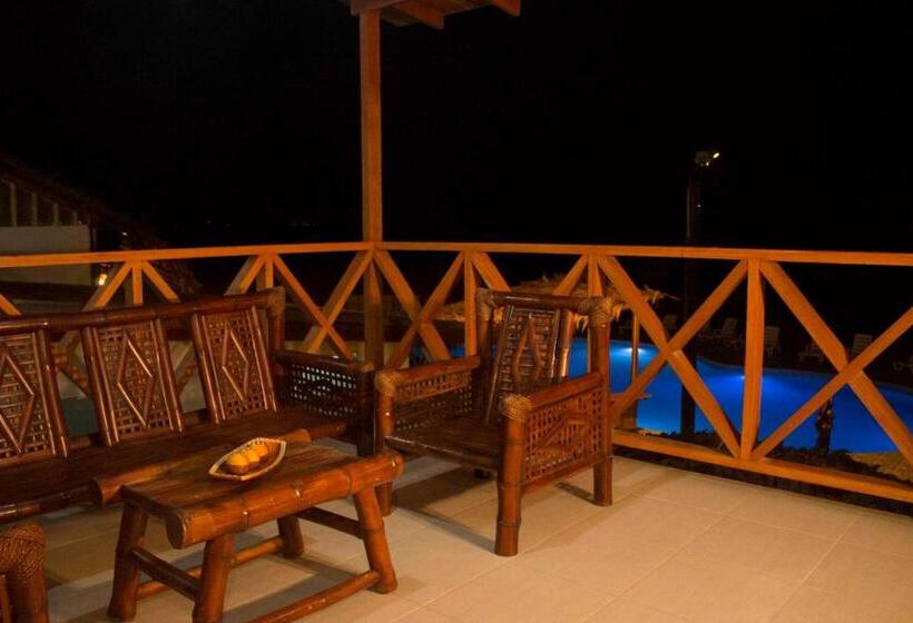 هتل Nauti K Beach