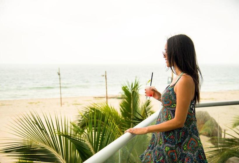 هتل Nauti K Beach