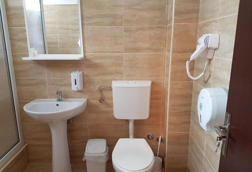 בית מלון כפרי New