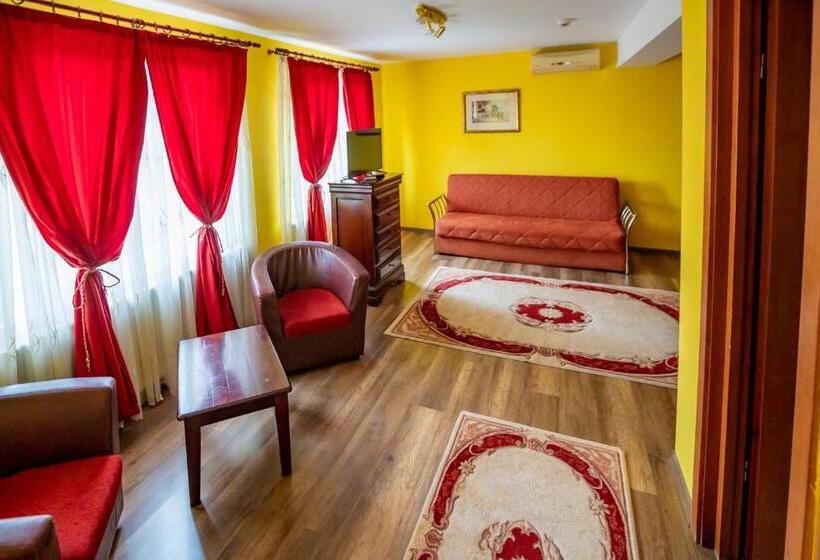 酒店 Noroc Si Fericire