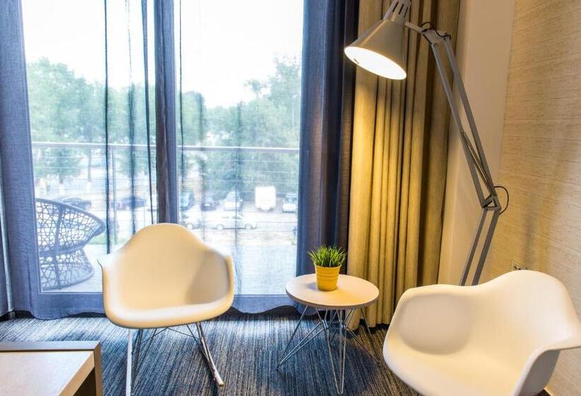 ホテル On Plonge Junior