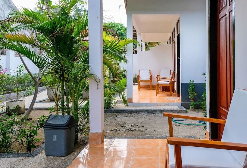 فندق Reddoorz At Ocean 2 Gili Trawangan