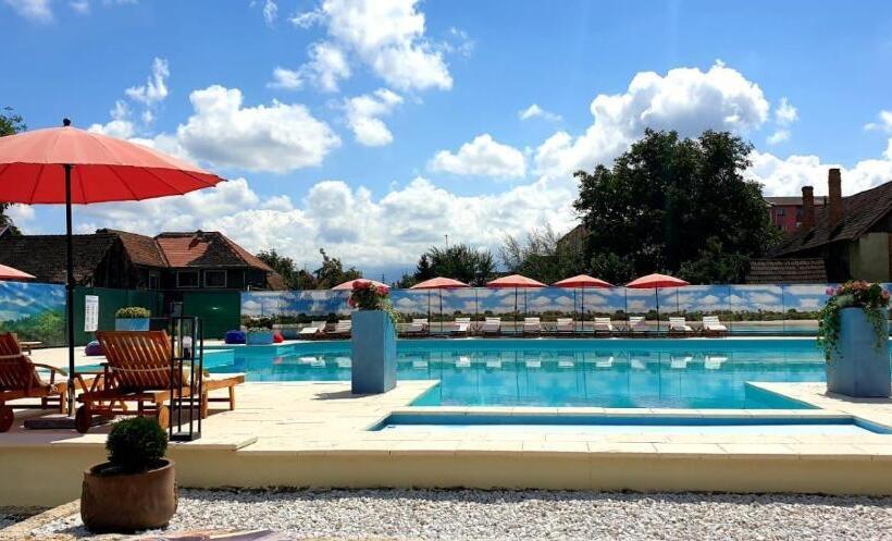 ホテル Palatul Brukenthal Avrig