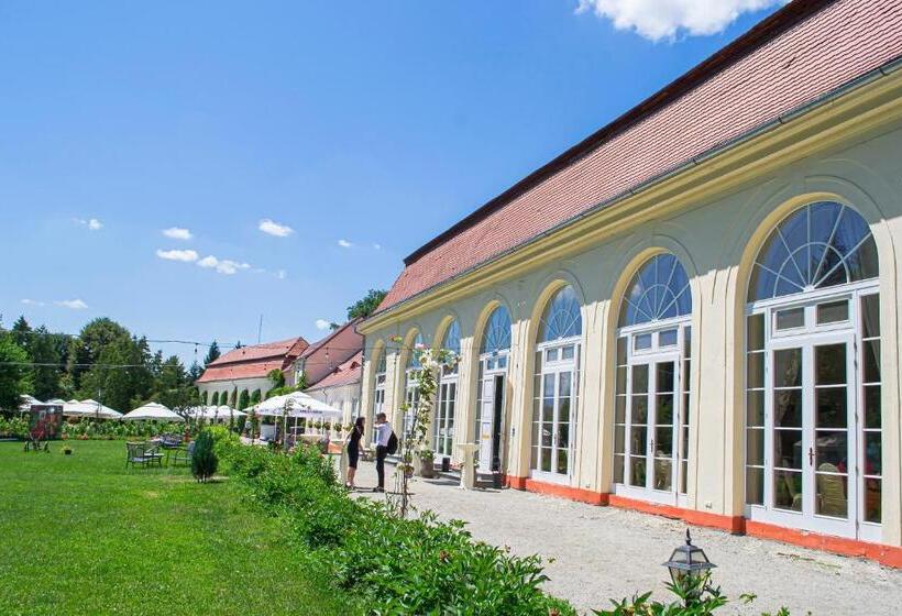 ホテル Palatul Brukenthal Avrig