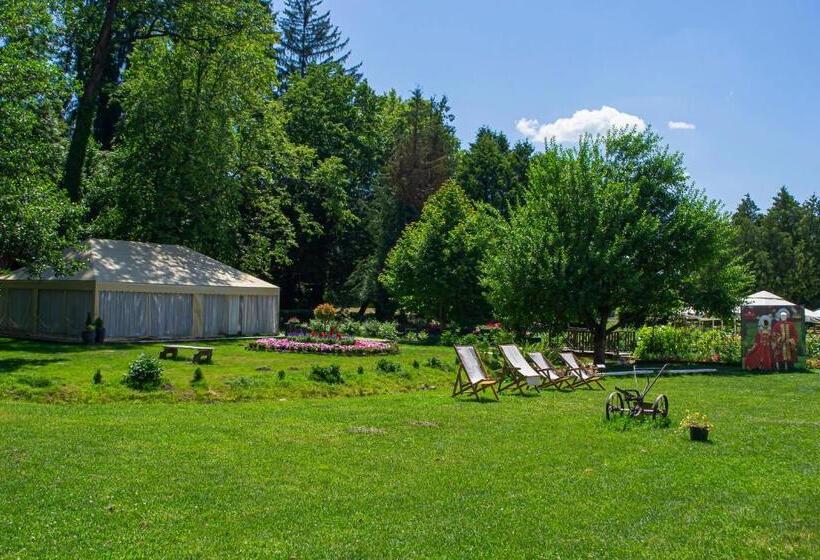 ホテル Palatul Brukenthal Avrig