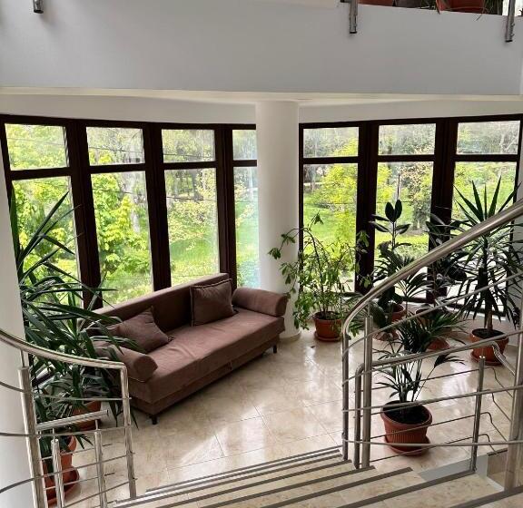 酒店 Paradox Oituz