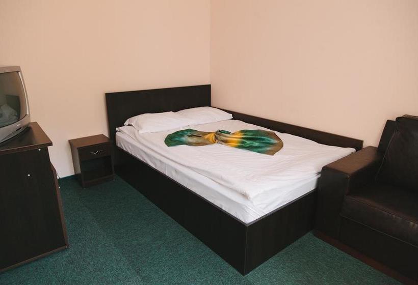 בית מלון כפרי Paraul Rece