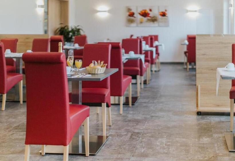 Отель Pension Casamia