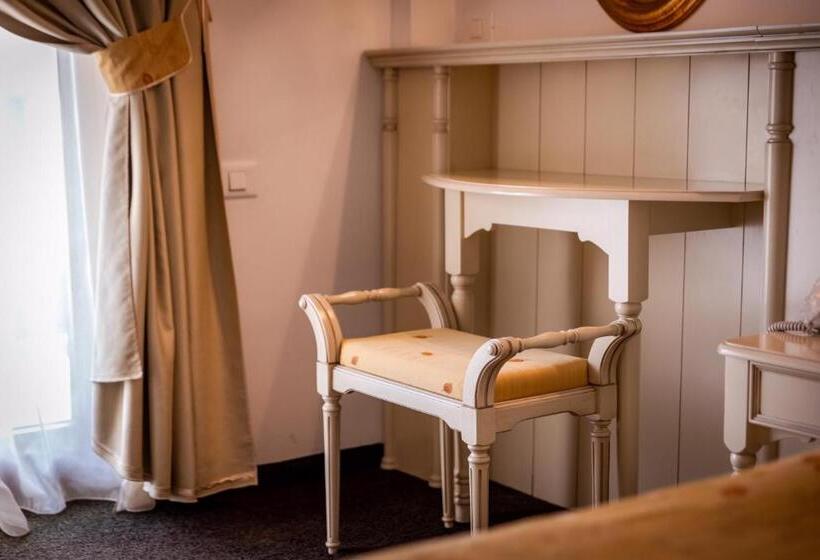 בית מלון כפרי Pensiunea Casa Nostalgia