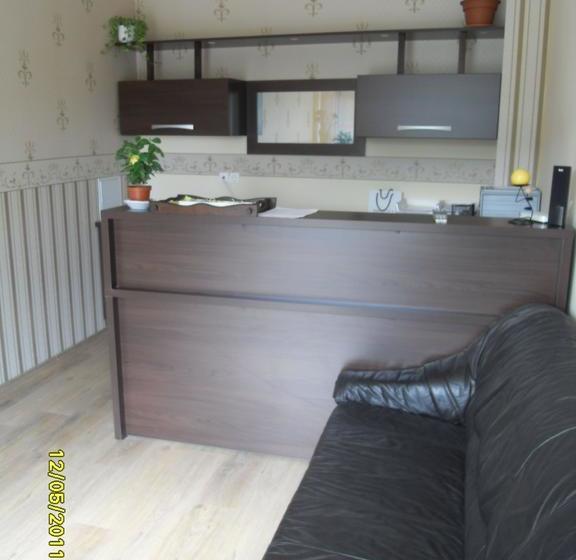 בית מלון כפרי Pensiunea Trasura   Hinto Panzio