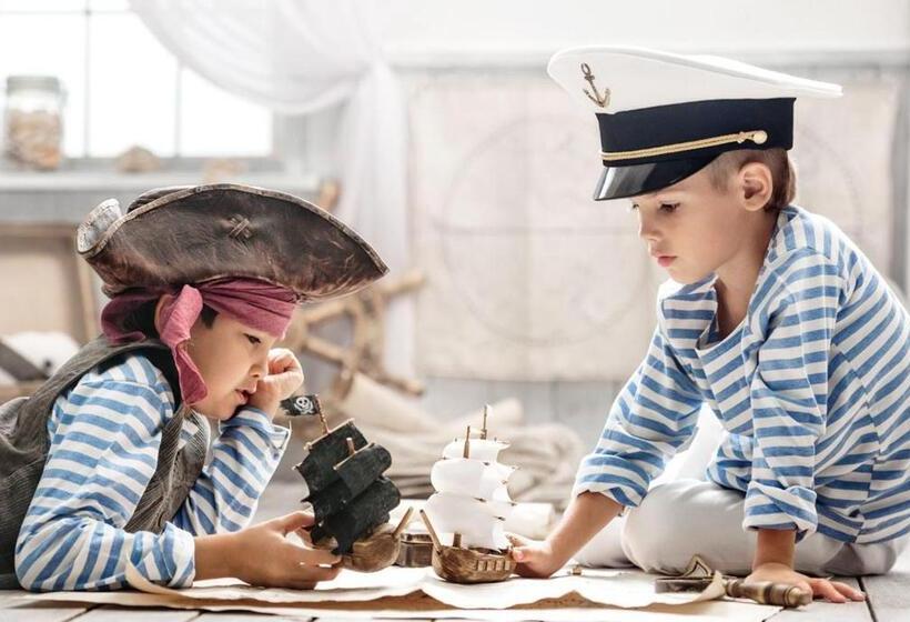 בית מלון כפרי Pirates Resort