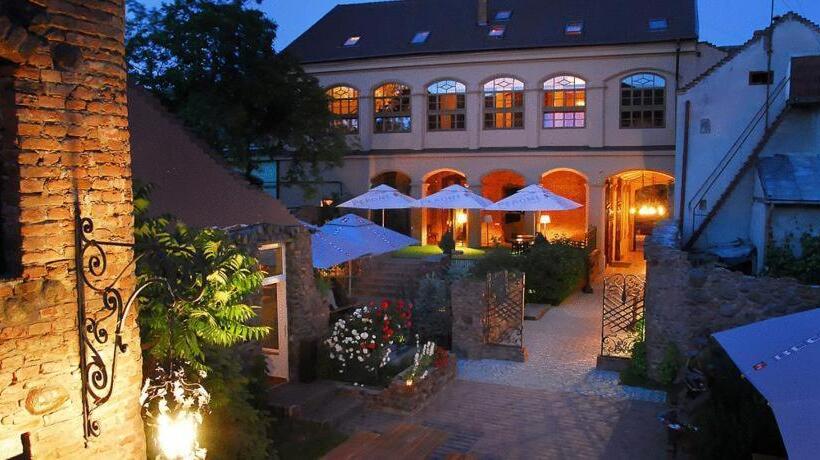 فندق Poesis Satu Mare