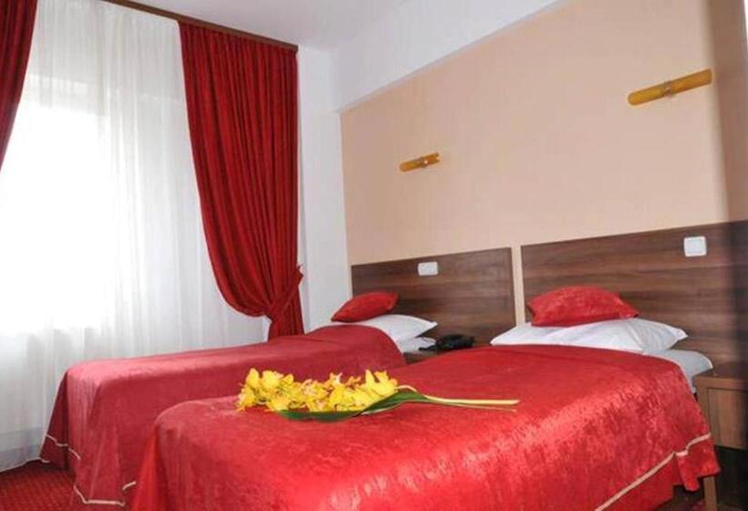 Отель Premier Botosani