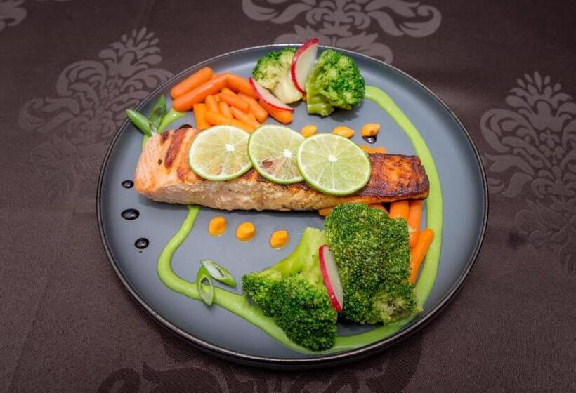 Отель Premier Botosani