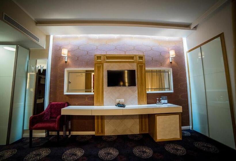 בית מלון כפרי President Spa