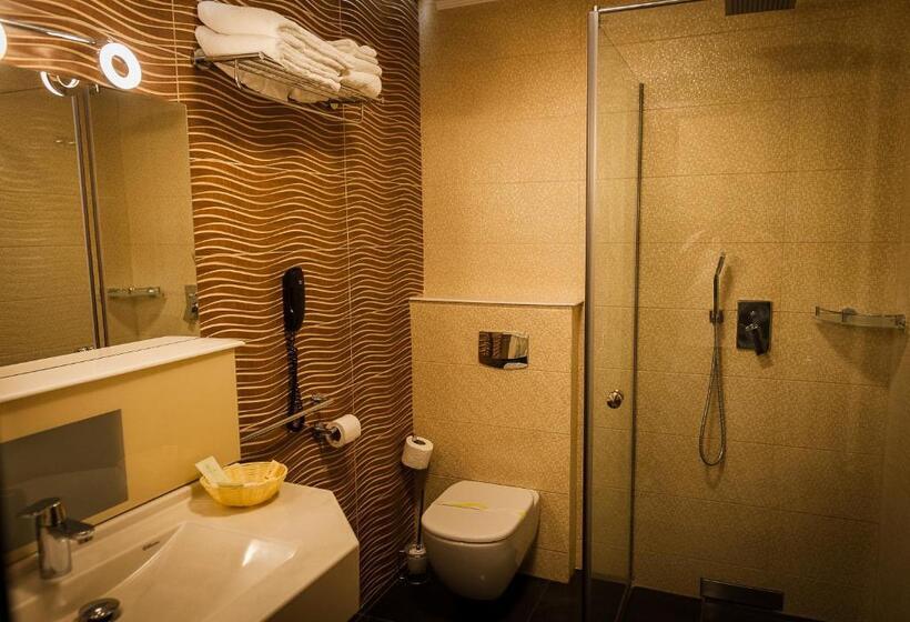 בית מלון כפרי President Spa