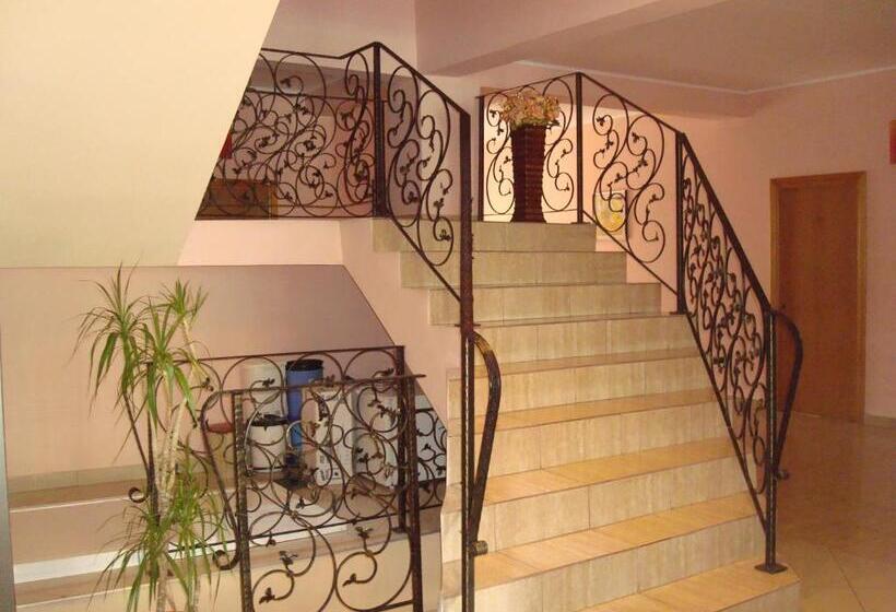 בית מלון כפרי Regal