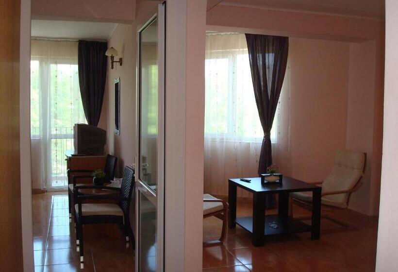 בית מלון כפרי Regal