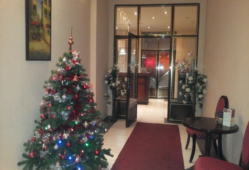 ホテル Rina Cerbul