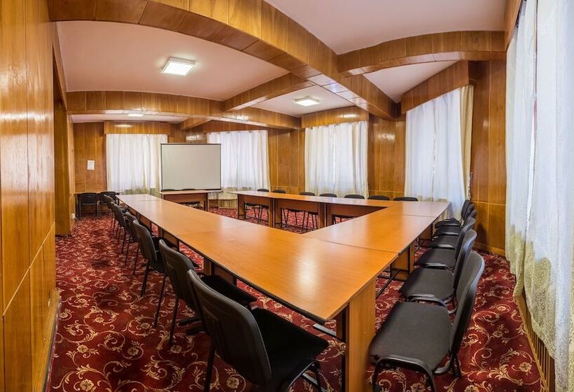 ホテル Rina Cerbul