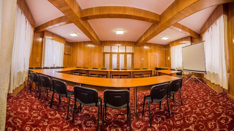 ホテル Rina Cerbul