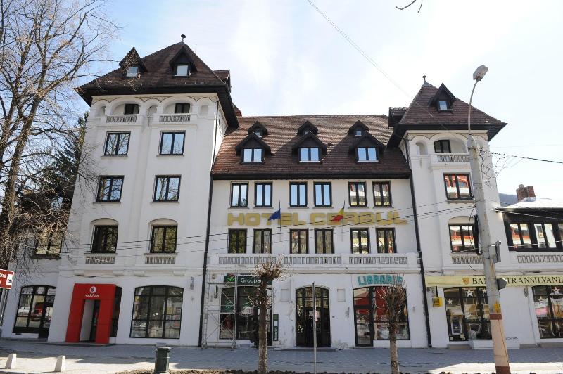 ホテル Rina Cerbul