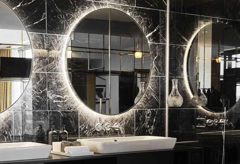 هتل Roomers Munich, Autograph Collection