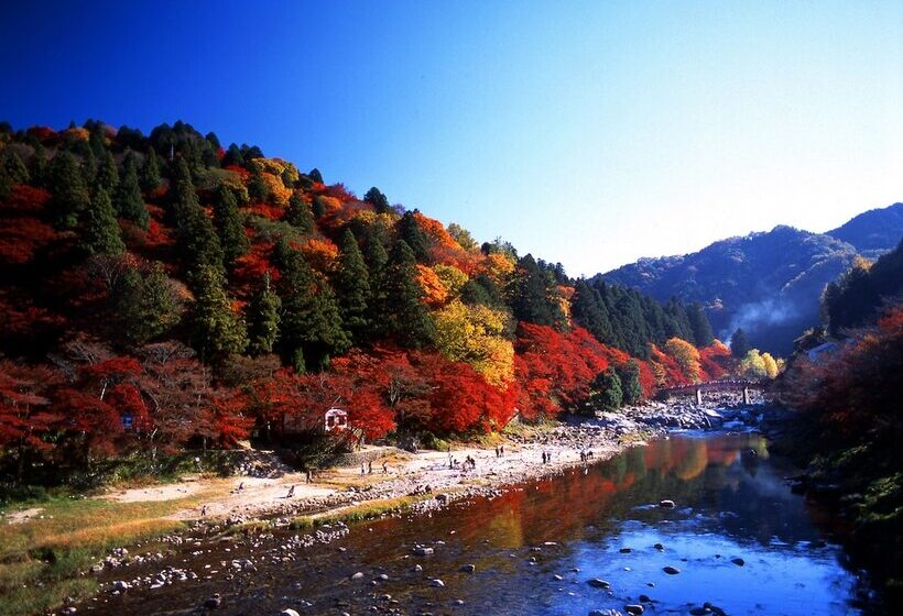 فندق Toyota Prestige