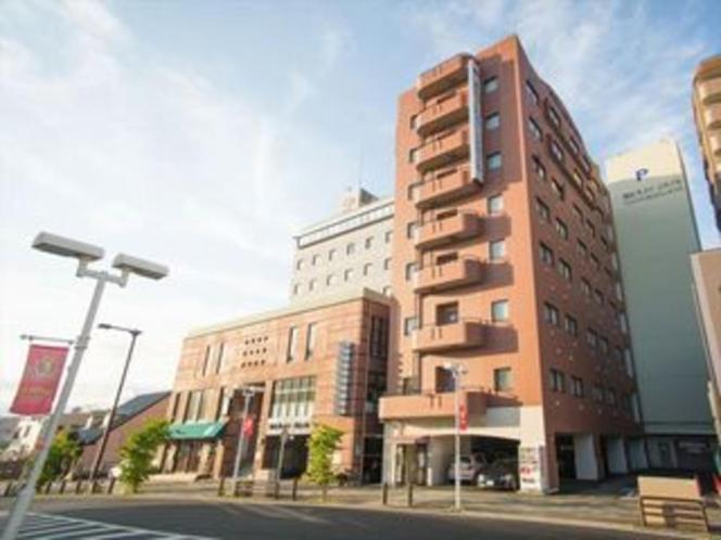 فندق Toyota Prestige