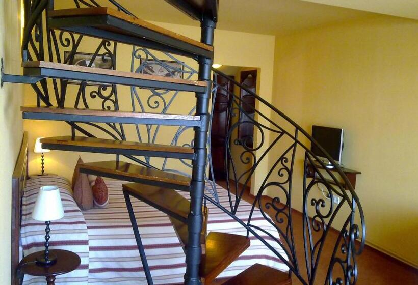 בית מלון כפרי Transilvania