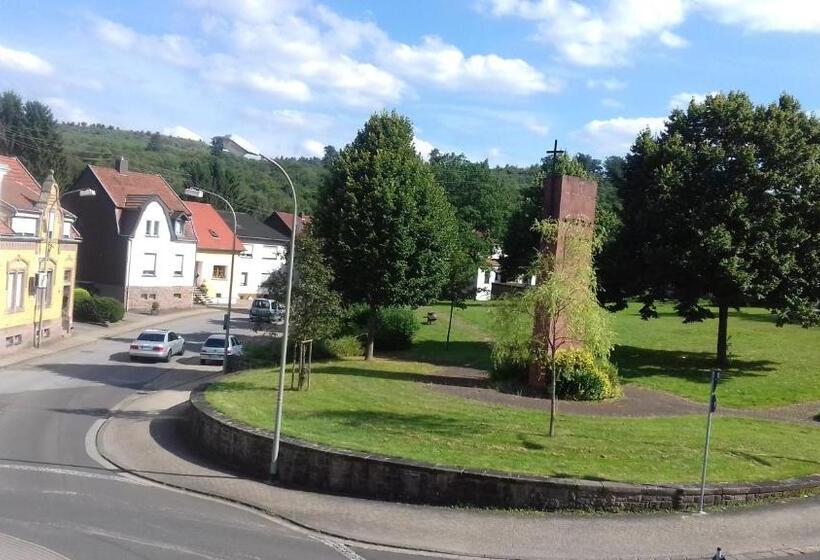 Отель Triebener Hof