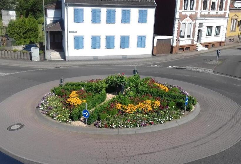 Отель Triebener Hof