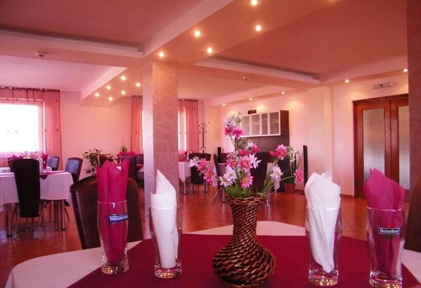 فندق Pensiunea Bujor De Munte