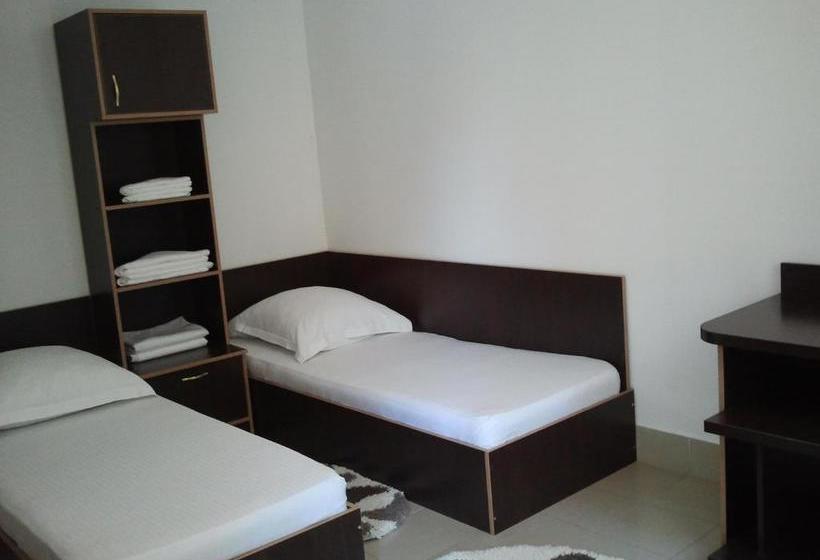Jr Motel