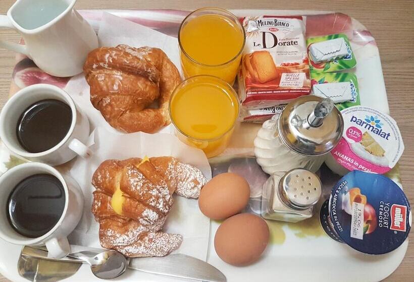 پانسیون Downtown Accommodation