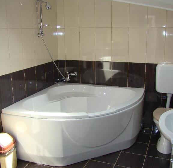 منتجع Vila Carpathia